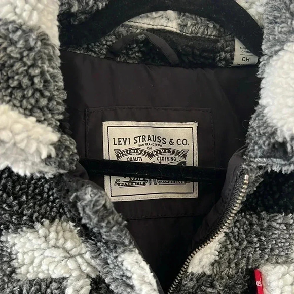 Women size S - Picture 2 of 11